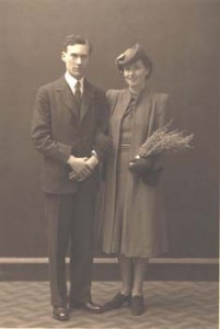 1940 Wedding Dress Photo